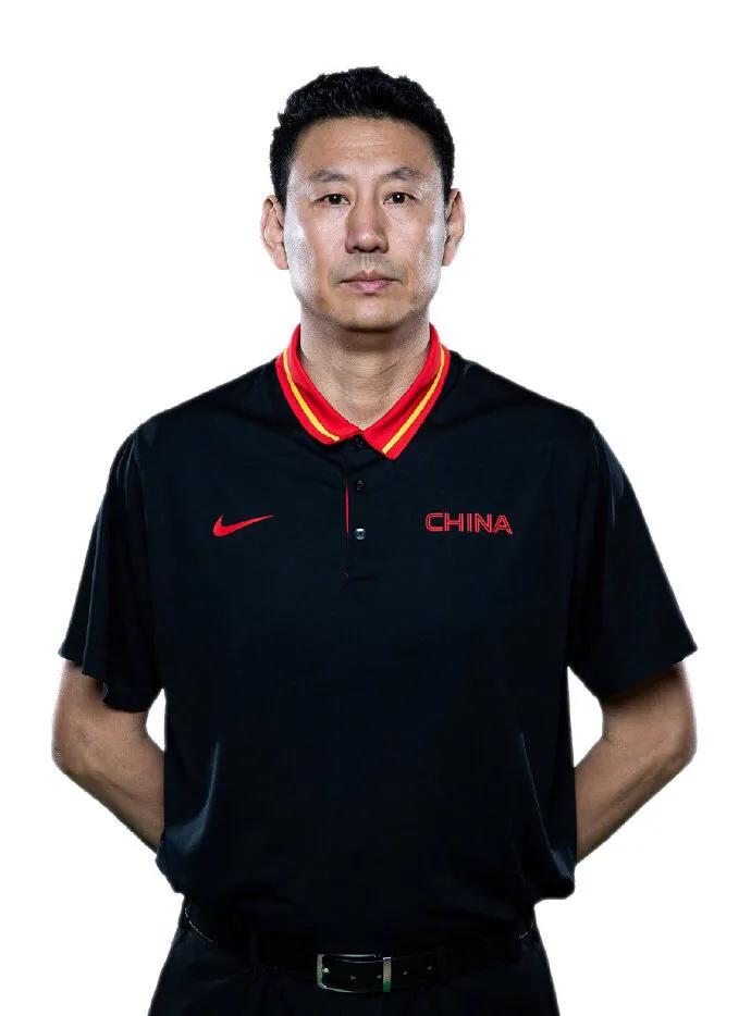 辽宁男篮拍摄定妆照,中国男篮定妆照亚洲杯