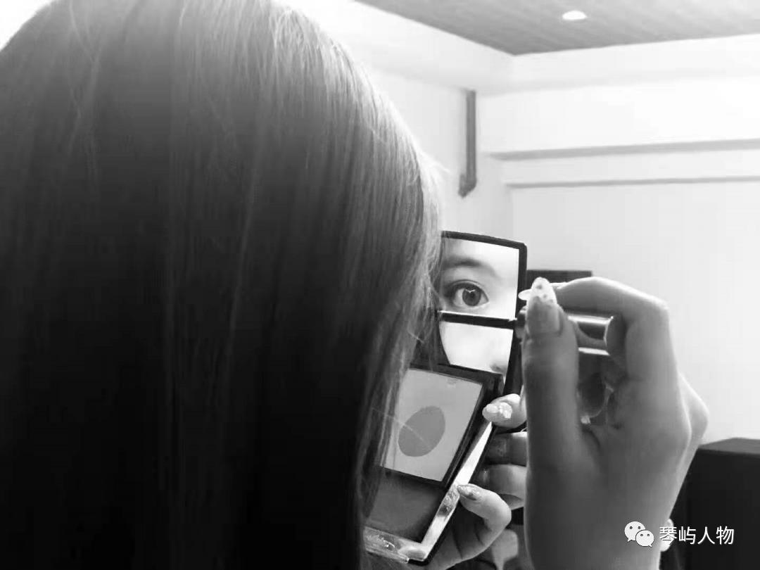 13岁青岛小嫚独自踏上留学路,15岁青岛小嫚考上北航