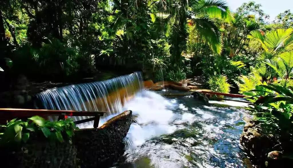 夏季温泉攻略推荐,10月1日温泉推荐