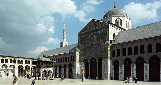 女人沦为*奴性**，男人被活埋：和平的不是这个时代，而是国家！