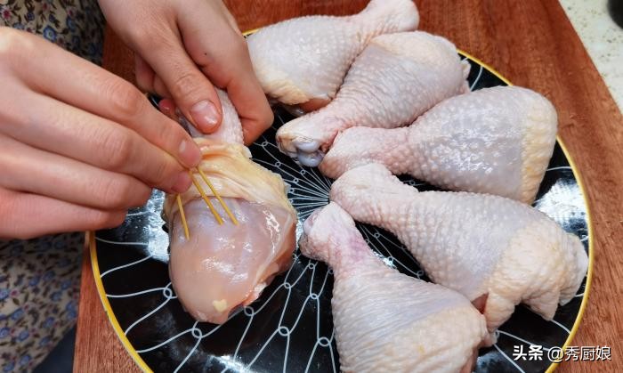 炸鸡腿放淀粉的做法,炸鸡腿用鸡蛋面粉的做法