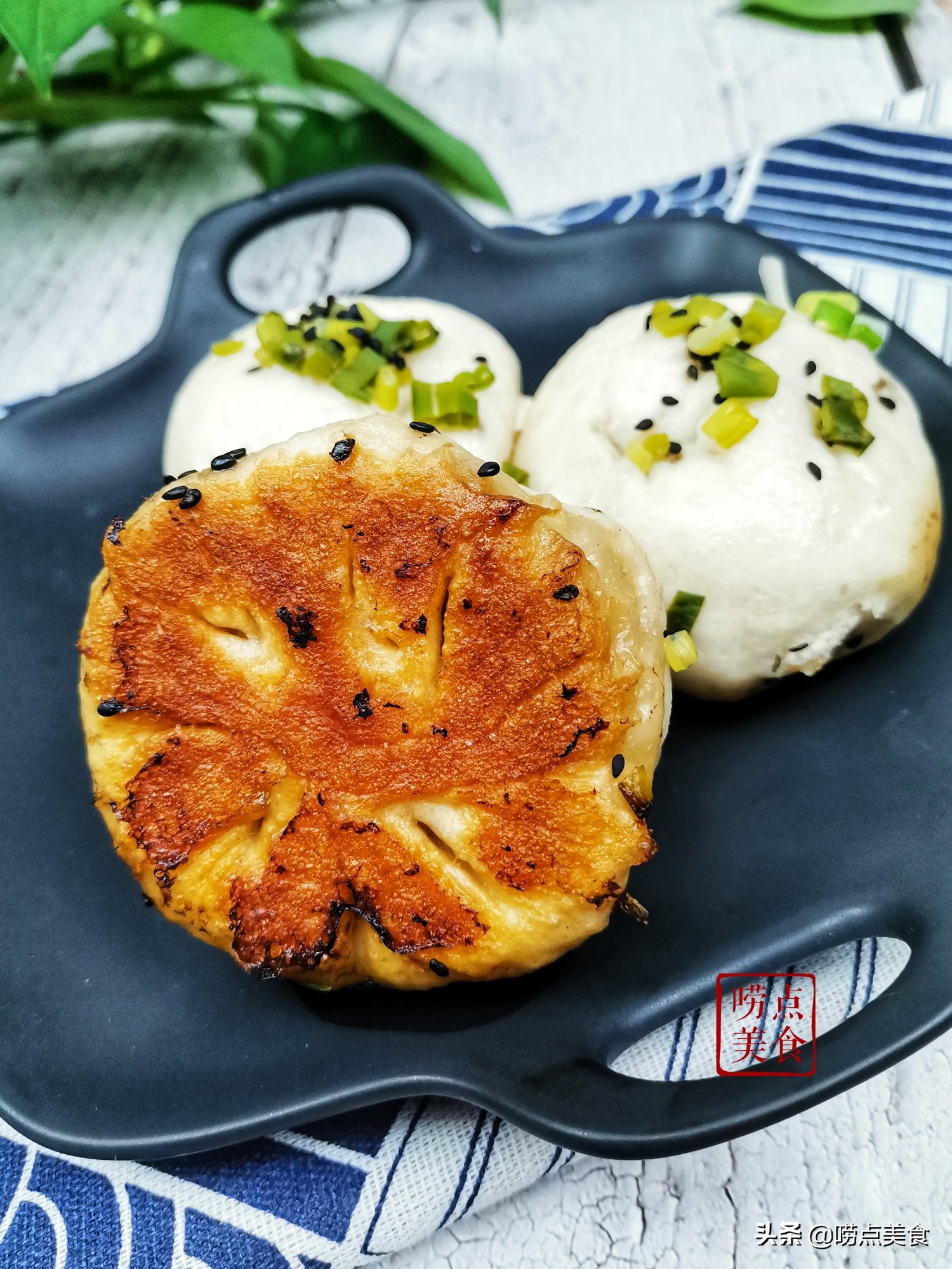 舌尖导演陈晓卿小龙虾,舌尖上的水煎包做法