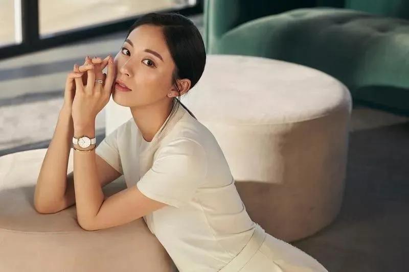 韩国小姐姐的健身日常训练,身材完美的韩国健身小姐姐