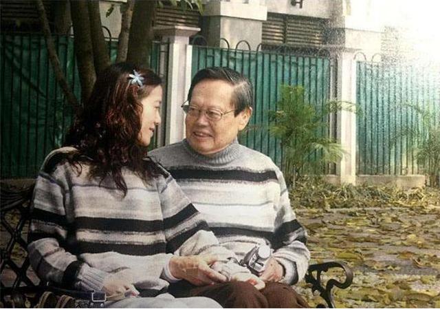 翁帆父亲的婚姻简介,翁帆父亲如何评价女儿婚姻