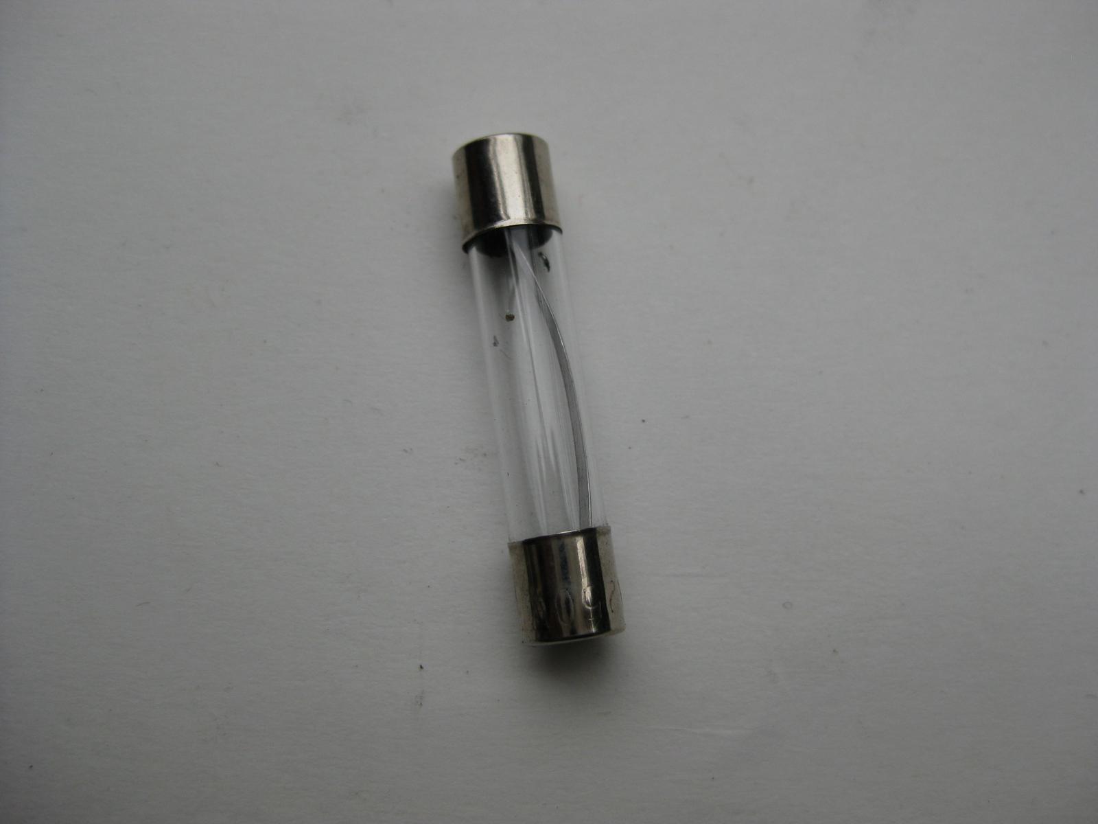 洗衣机甩桶电机发烫不转怎么回事,洗衣机甩桶不转啦怎么回事