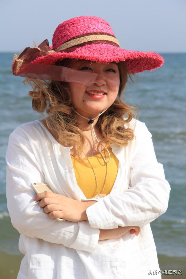 橙瓜专访丨17K四月天签约大神作家小鱼大心：文字与美食不可辜负