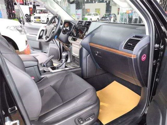 19款丰田霸道4000视频,19款霸道普拉多4000顶配