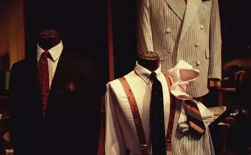 西装几大禁忌,西装定制店的缺点