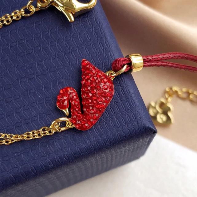 为什么闲鱼的施华洛世奇那么便宜 (为什么闲鱼上施华洛世奇那么便宜)