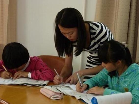 小学生被罚写检讨，每句都真诚反省，老师却一眼看出了端倪