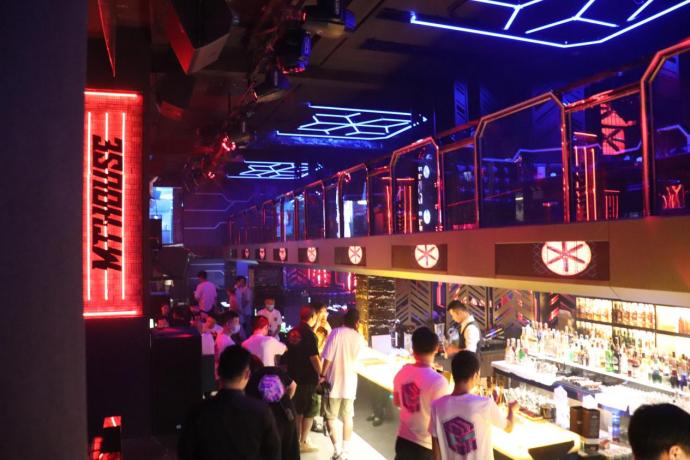 mtlivehouse福永店,顶级livehouse音乐现场酒吧