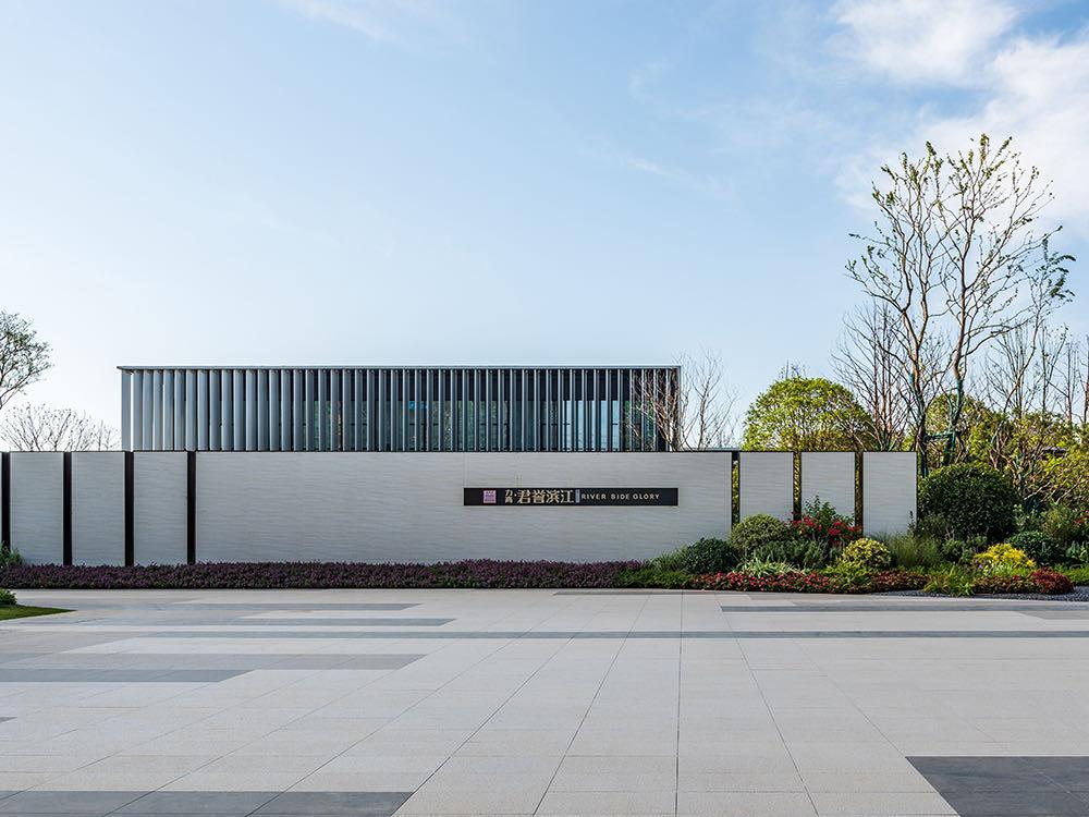 力高君誉滨江业主论坛,力高君誉滨江楼盘外观是怎么样的