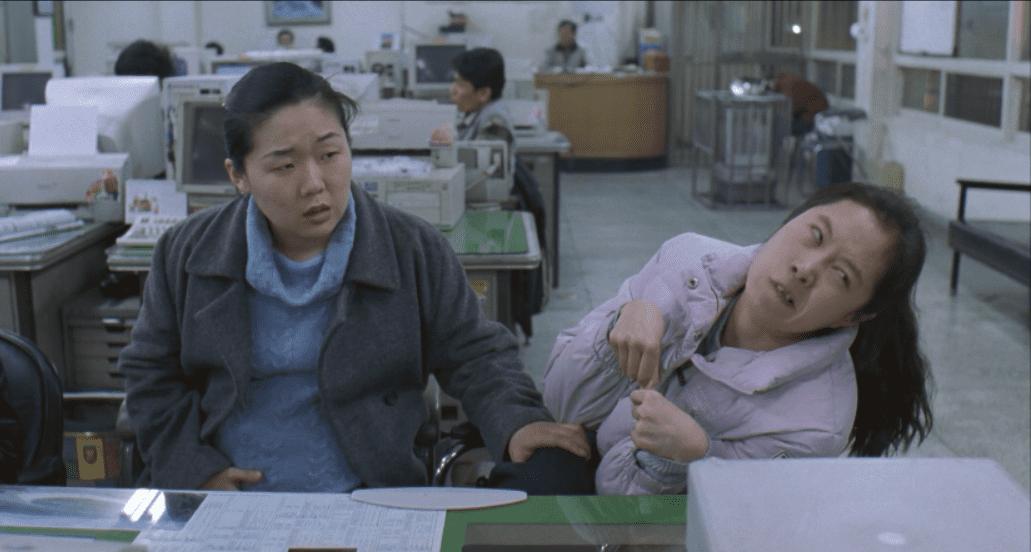 小混混爱上单纯女,残疾男人爱上智障女孩