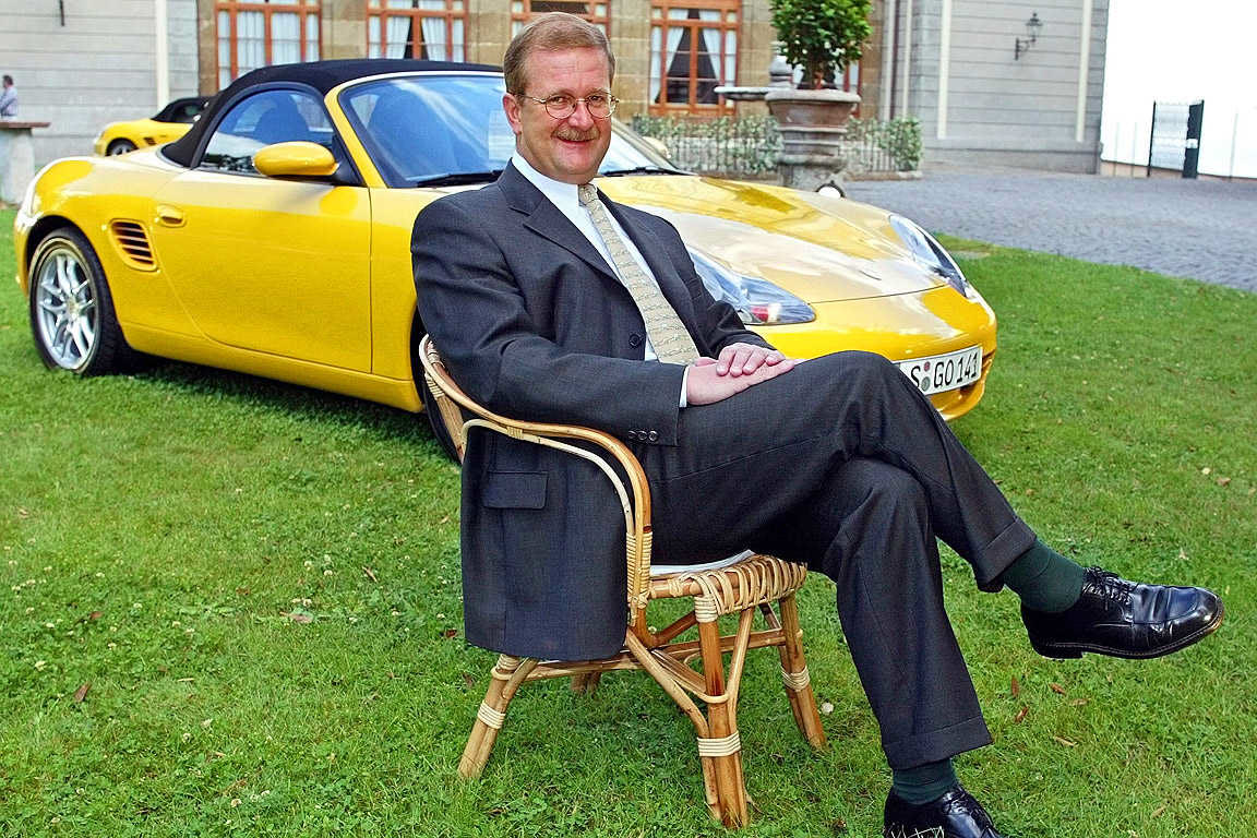 保时捷车名字都是啥,保时捷小车标志怎样的