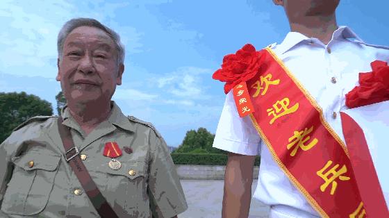 部队接兵仪式,激动人心的送兵仪式