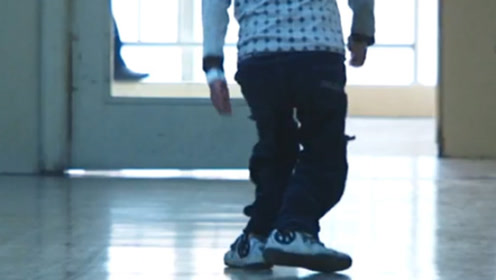 孩子佝偻病的表现怎么治疗,为什么小孩缺钙会得佝偻病