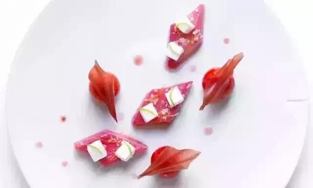 米其林高级西餐菜品摆盘教学,米其林大厨的摆盘技巧好快乐