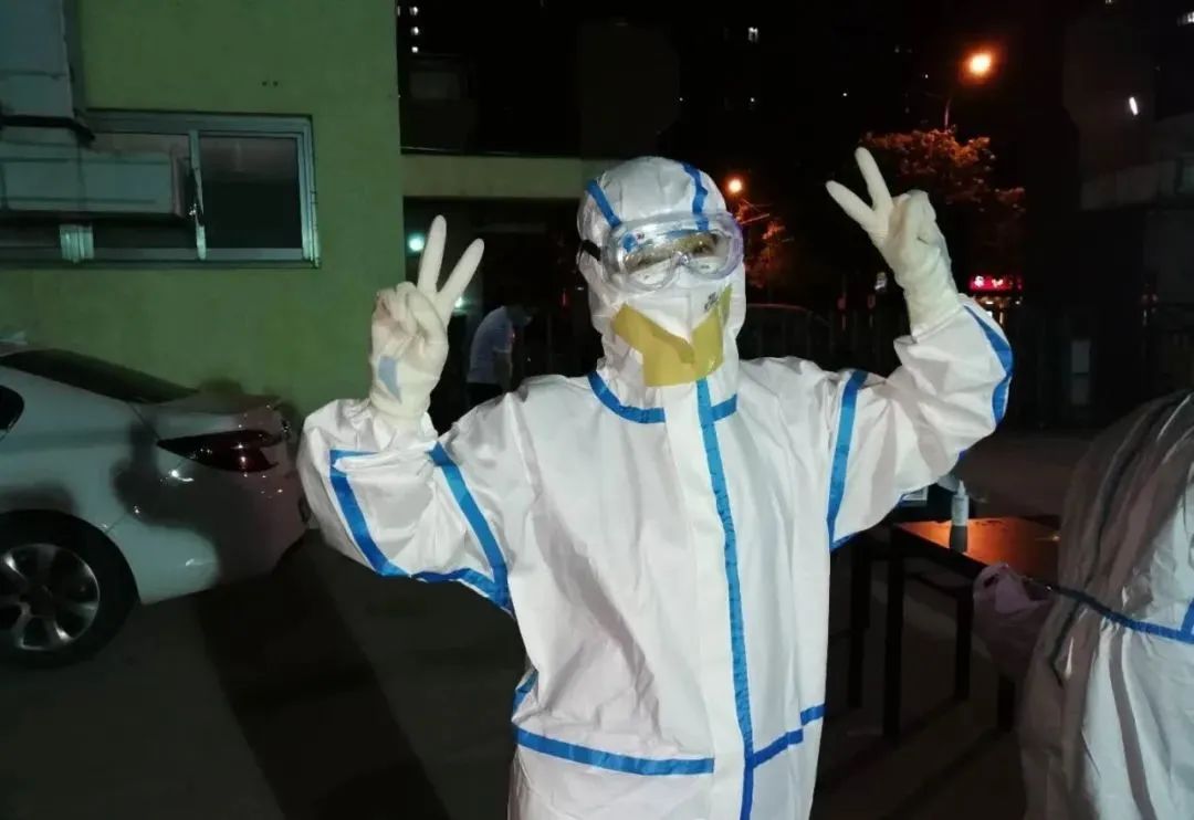 西罗园社区卫生服务中心：*党**旗飘飘——基层风采（支部篇）