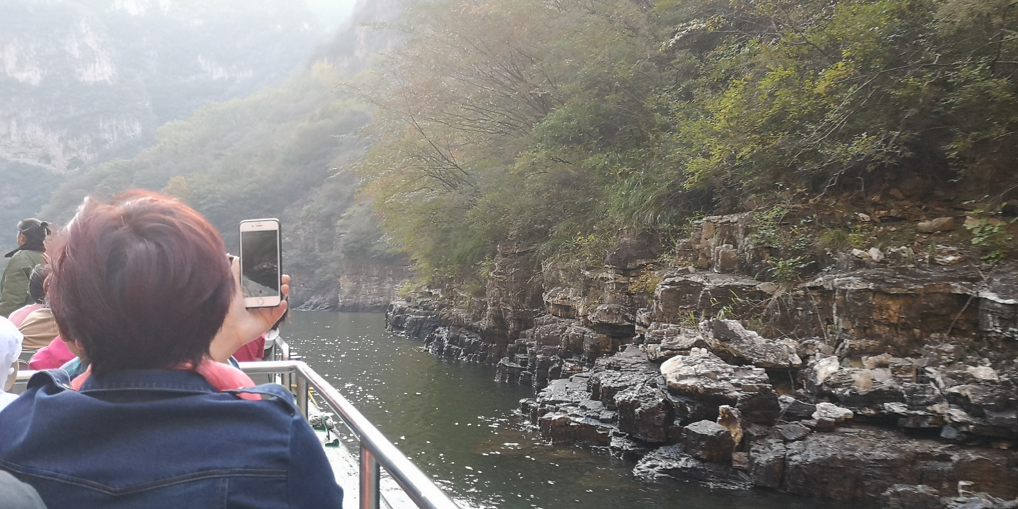 龙庆峡坐船,北京龙庆峡旅游攻略