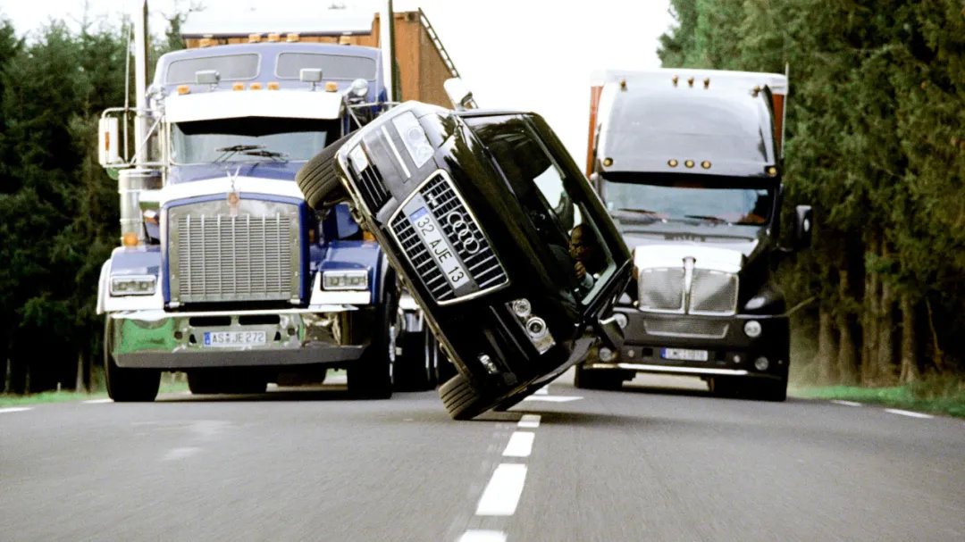 路虎揽胜广告植入,路虎最硬核广告