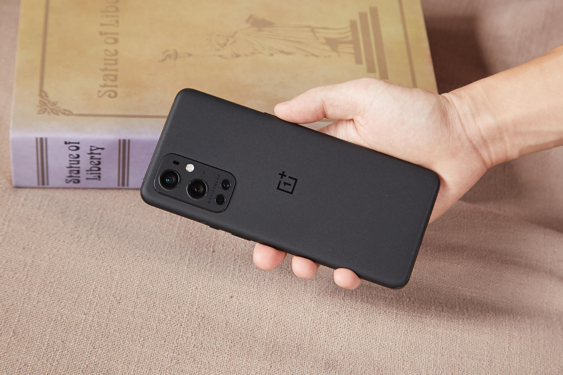 比肩顶级电视？用手机观看欧洲杯体验如何，一加用户道出了实情