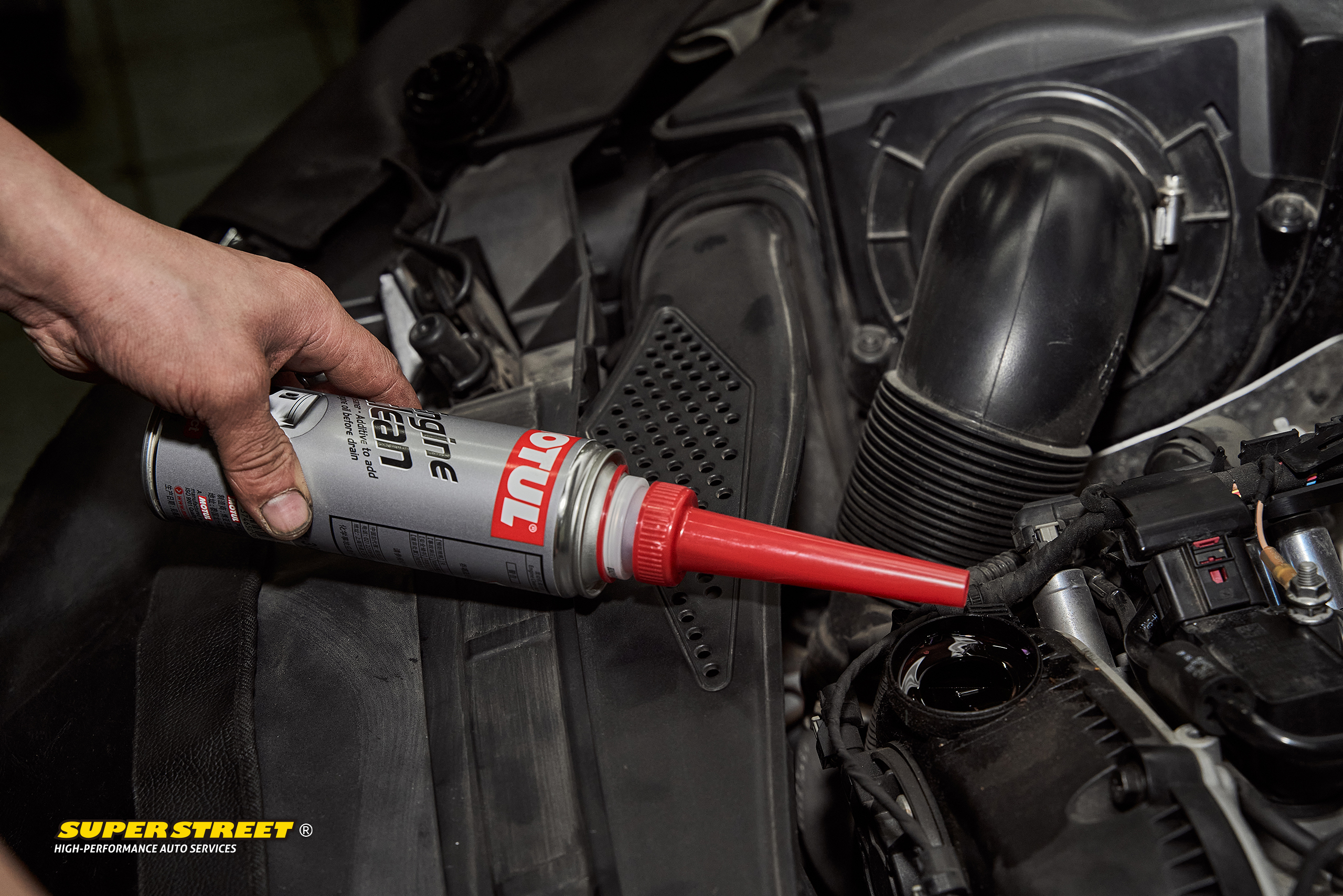 奥迪a4lb9用什么品牌机油,奥迪a4l壳牌机油推荐