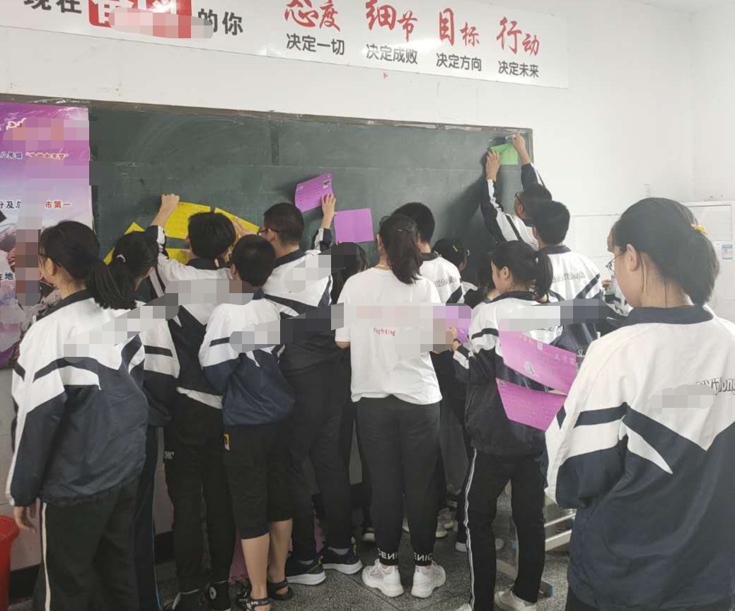 正能量作文有三种思路，女孩的作文与有无正能量无关，与表达有关