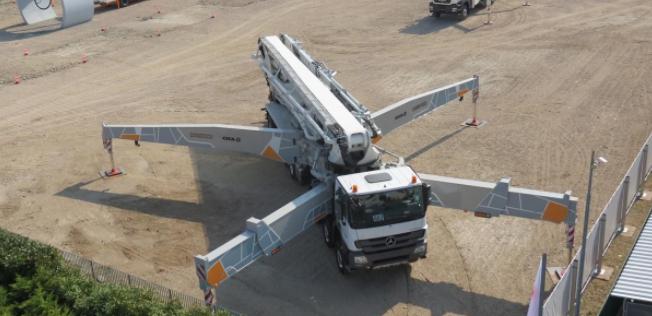 大排量泵车和小排量泵车的区别,泵车48米多高可以展开大臂