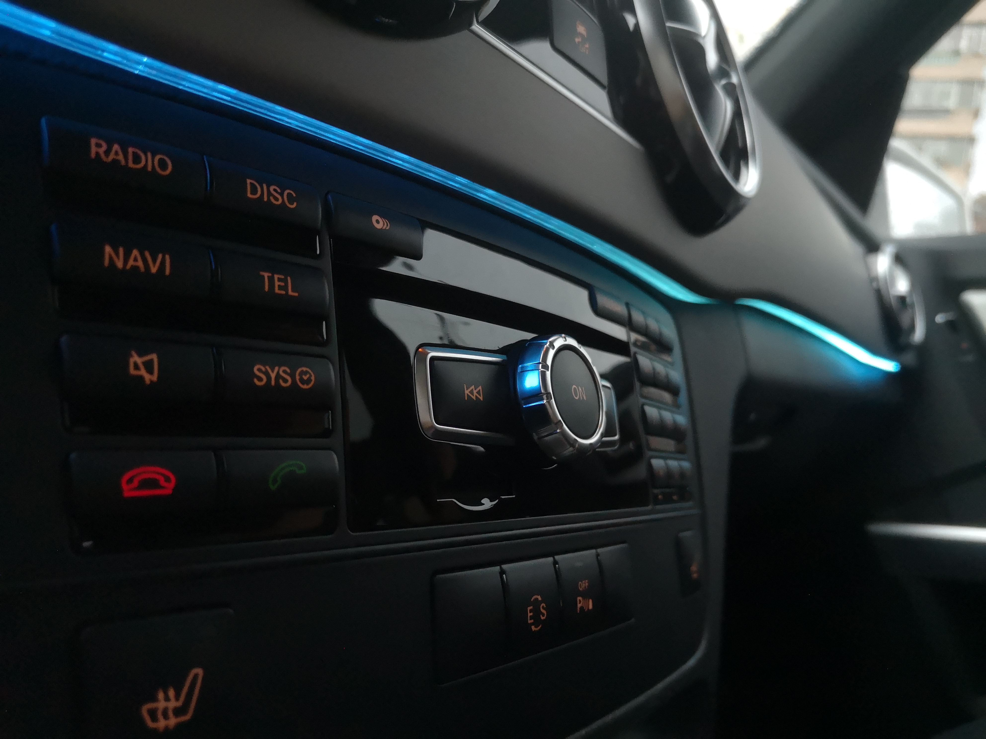 奔驰glk300音响改柏林之声多少钱,奔驰glk300改哈曼卡顿