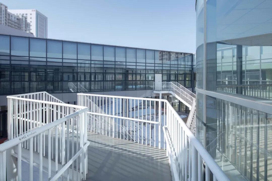 高端幼儿园设计效果图,单层幼儿园设计图及效果图