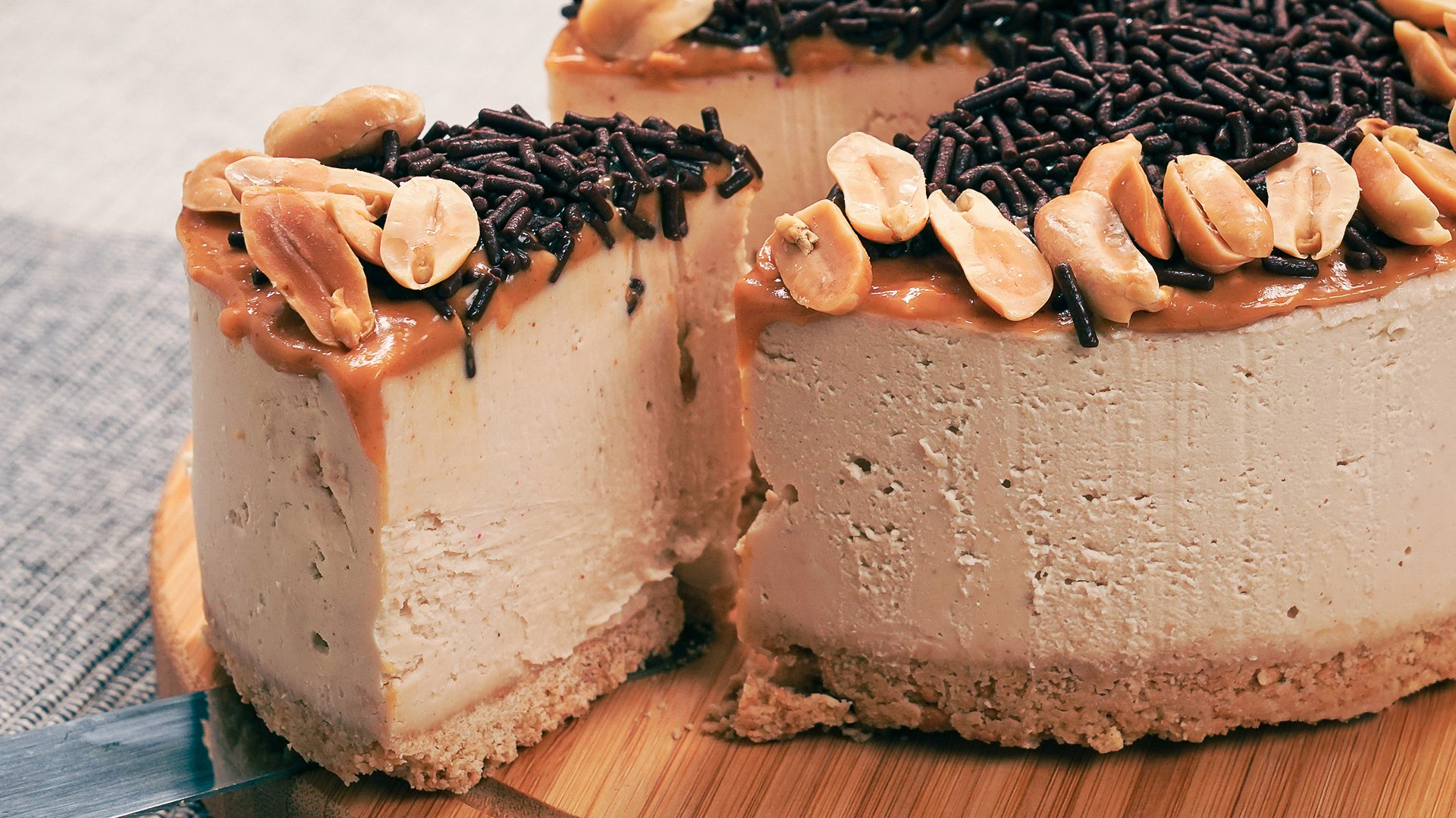 电饭煲和烤箱哪个做蛋糕好吃,无烤箱无打蛋器无电饭煲自制蛋糕