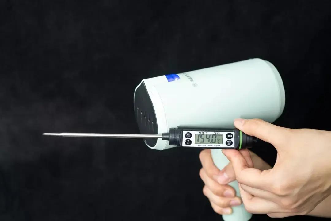 挂烫机中的Iphonexs！1台=蒸汽挂烫机+电熨斗，除皱定型一机搞定