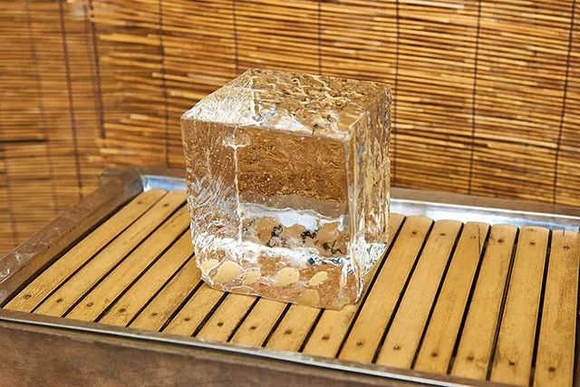 日式刨冰和雪花冰区别,日本的刨冰是什么样子的