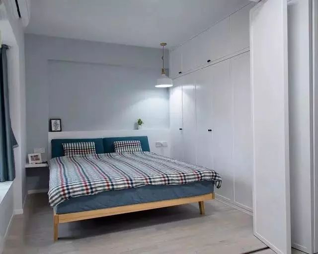 衣柜不到顶该如何处理?学会这4招,教你省下一大笔钱