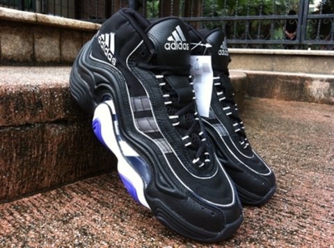 为了忘却的纪念，Kobe战靴（阿迪部分）