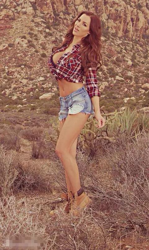 走水无敌小软尾浮漂野钓实战,野钓水深3米走水用吃铅几克浮漂