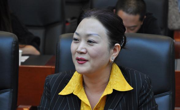 4张竹床4万元的启动资金，农村妹子从洗脚屋，到坐拥3亿身家