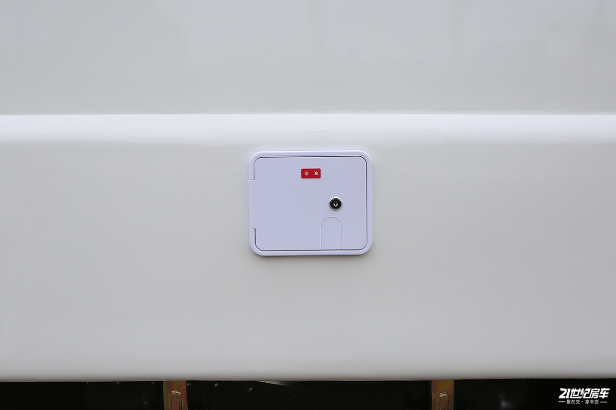 性价比入门房车,新飞国六平头轻卡房车