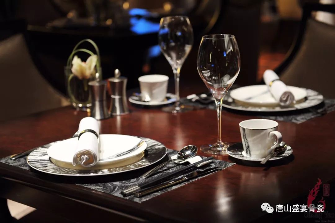 骨质瓷的由来,骨质瓷介绍