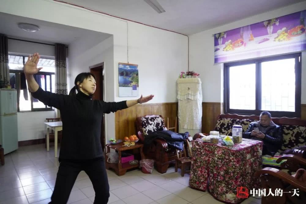 回家发烧到了39度,发烧38.6摄氏度在家该怎么处理