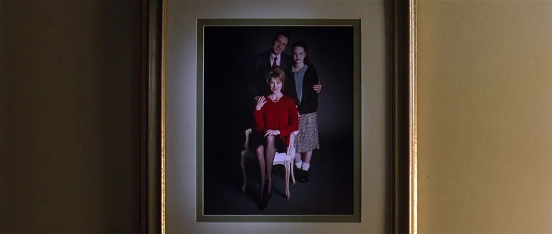 美国丽人事件,美国丽人的深层含义