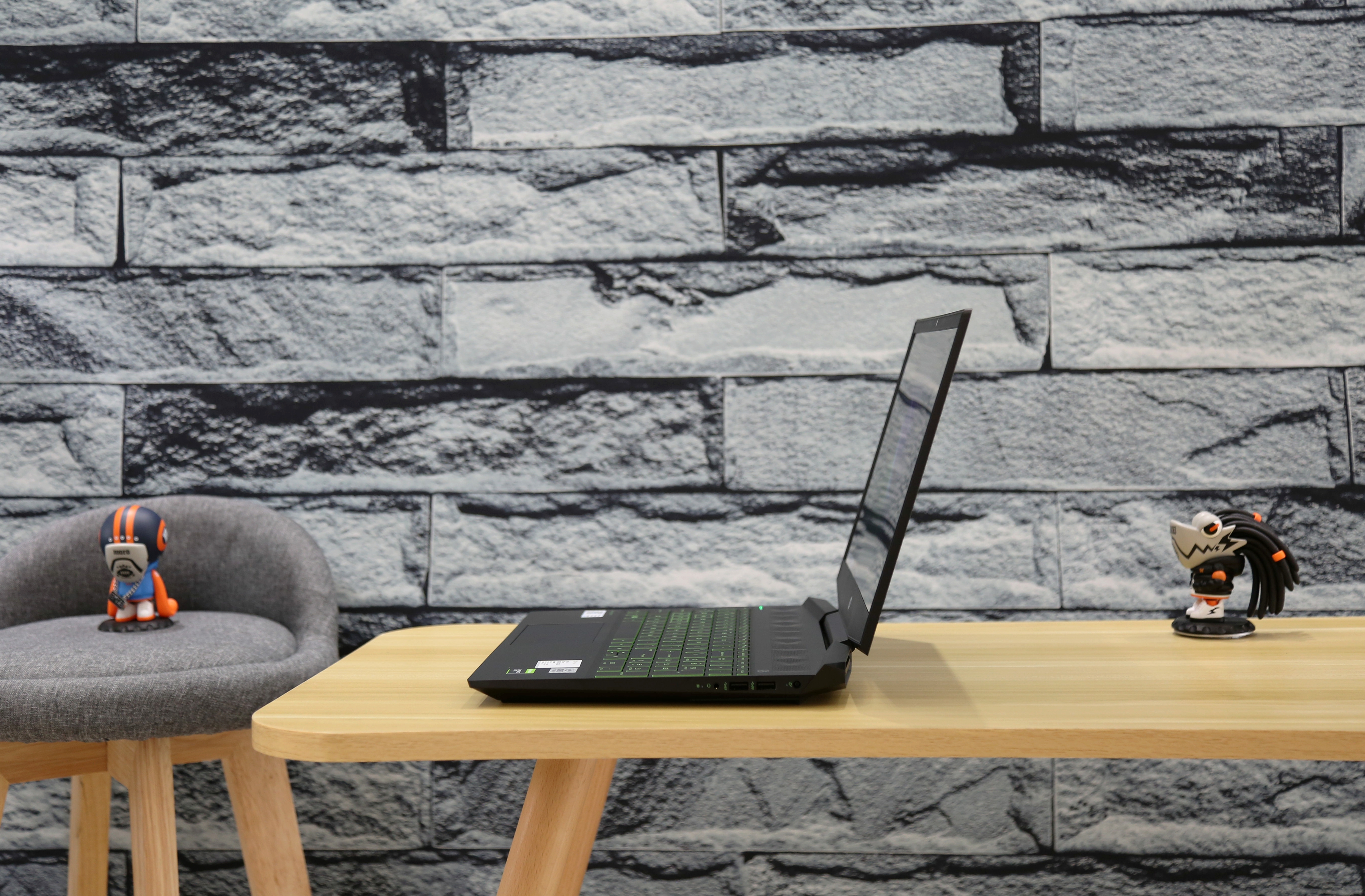 2017年惠普轻薄游戏本光影精灵6,惠普光影精灵6锐龙版高色域