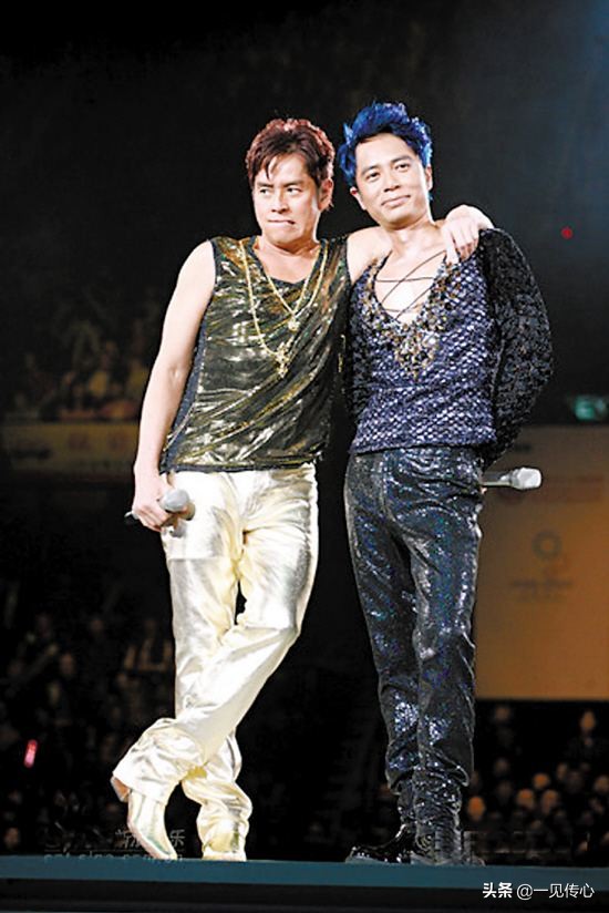 左麟右李讲不出再见,谭咏麟左麟右李