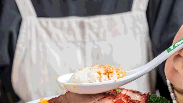 使徒行者同款冰室，现点现拉港奶，先抽盲盒才能喝