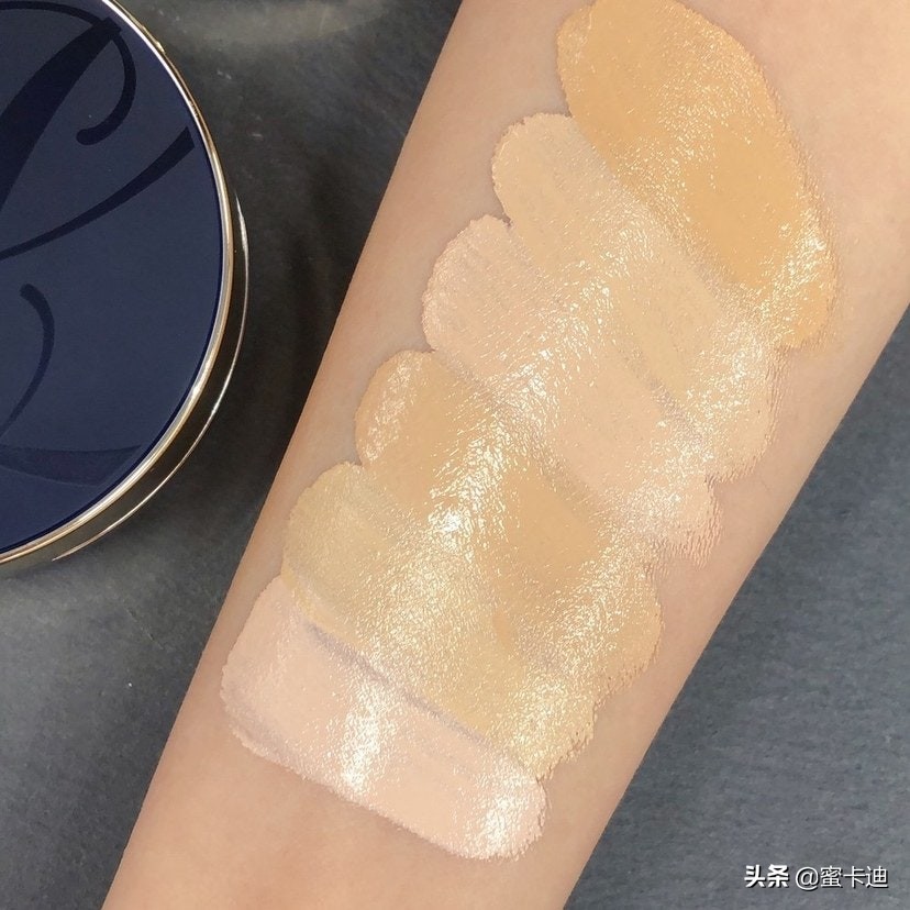 大牌遮瑕粉饼气垫二合一推荐,气垫粉饼遮瑕持久不脱妆第一名