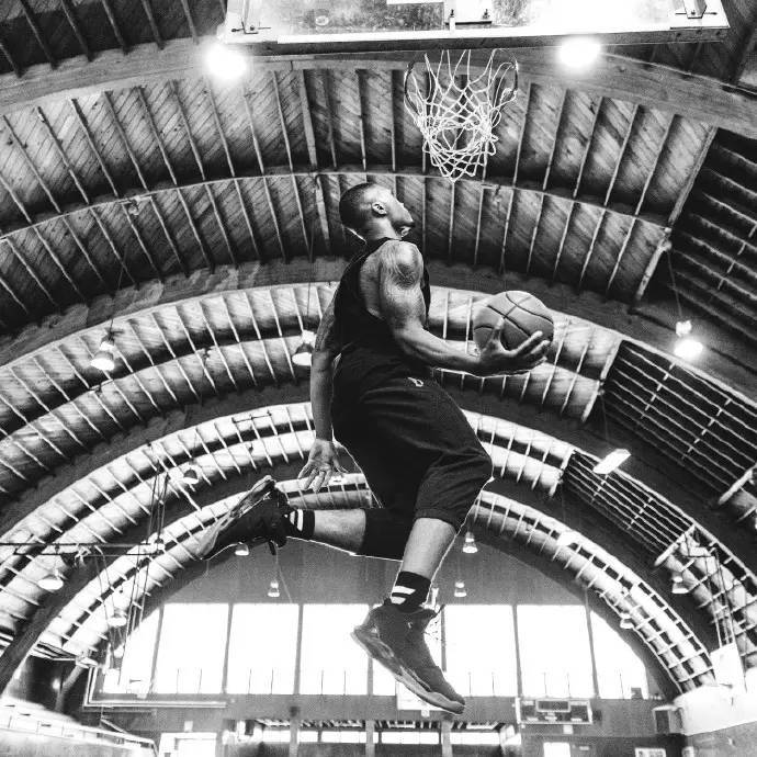 nba球星乔丹有多大的努力,nba球星乔丹的辛酸故事