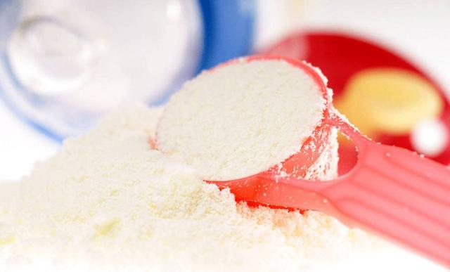 转奶方法不对宝宝拉肚子,转奶如果不适应立刻表现出来吗