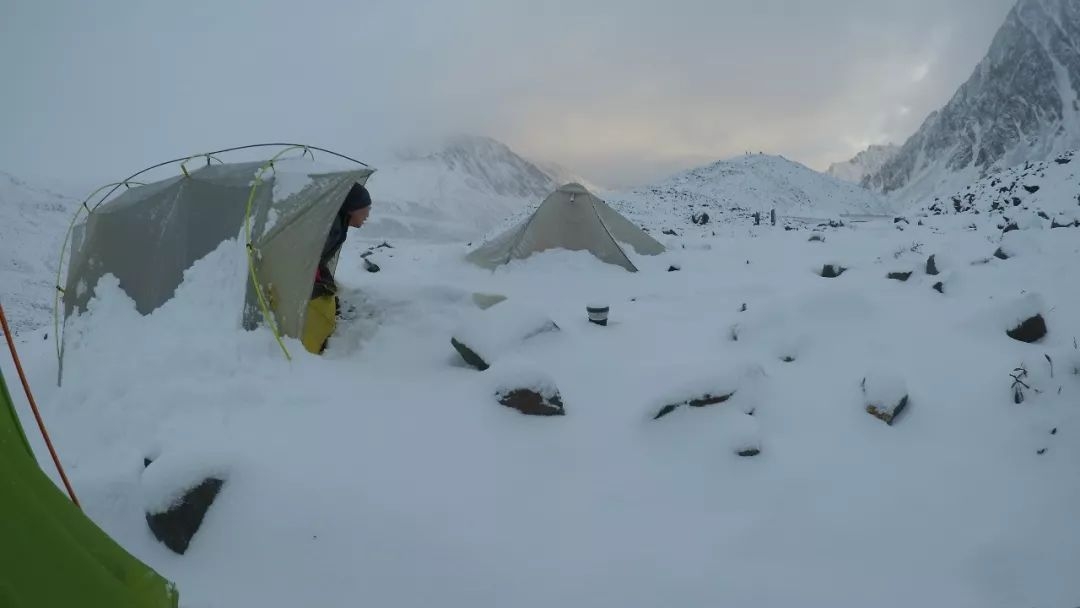 怎么挑选帐篷视频教程,屋顶帐篷怎么选择好用点