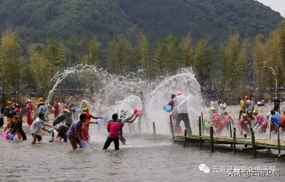 2019中国德宏国际泼水狂欢节,2017德宏泼水狂欢节完整版