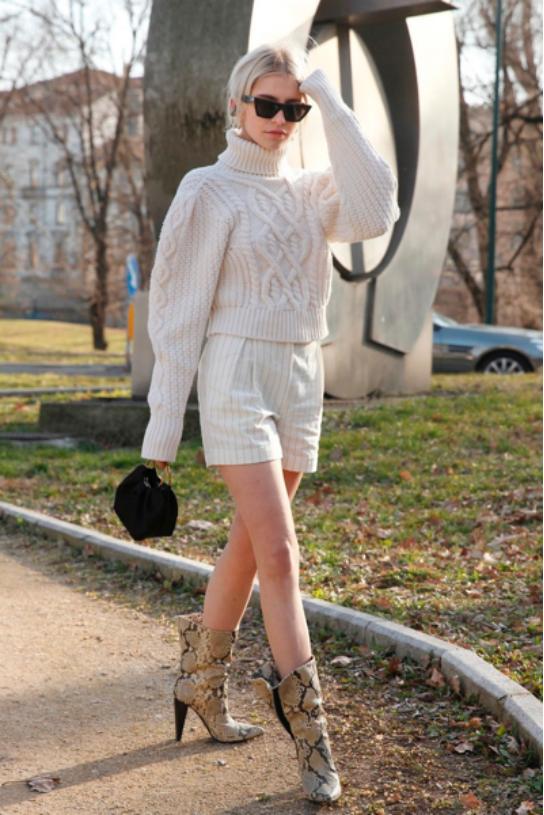 今年流行奶油风穿搭,秋冬奶油色穿搭